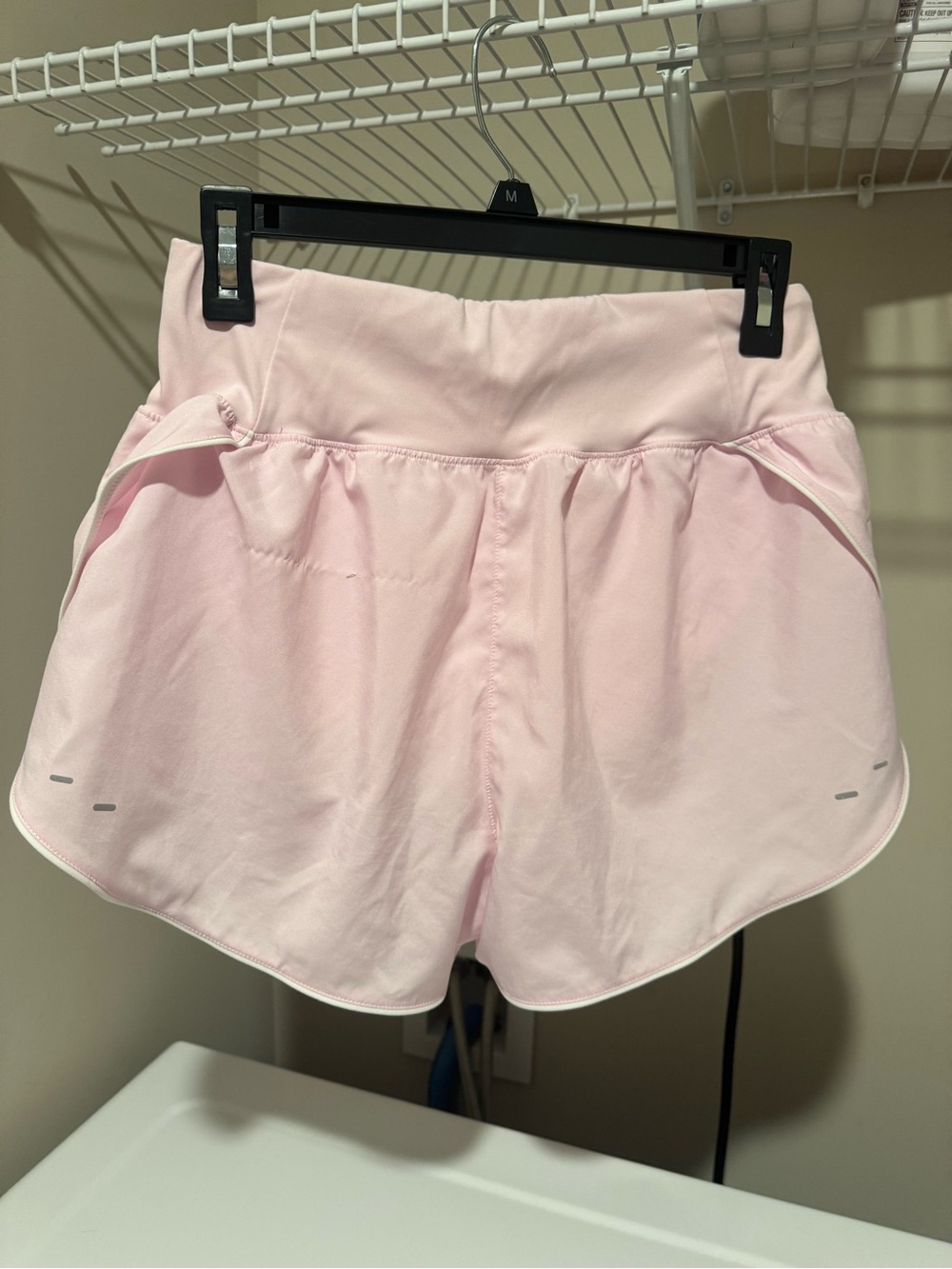 Nike Women’s Light Pink Athletic Running Shorts - Picture 6 of 6